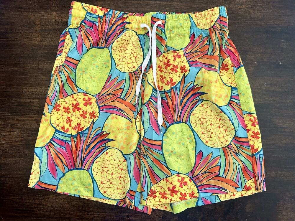 Chubbies Mens Stretch Swim Trunks Shorts Large Colorful Pineapple Print